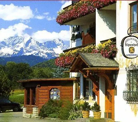 ホテル Alpenhof 3*